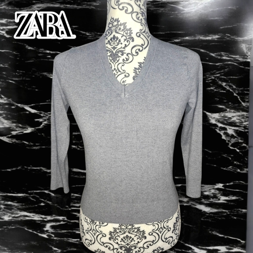 ZARA Gray V-Neck Cropped Sweater - Small